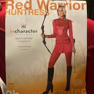Red warrior huntress size M new costume with tags